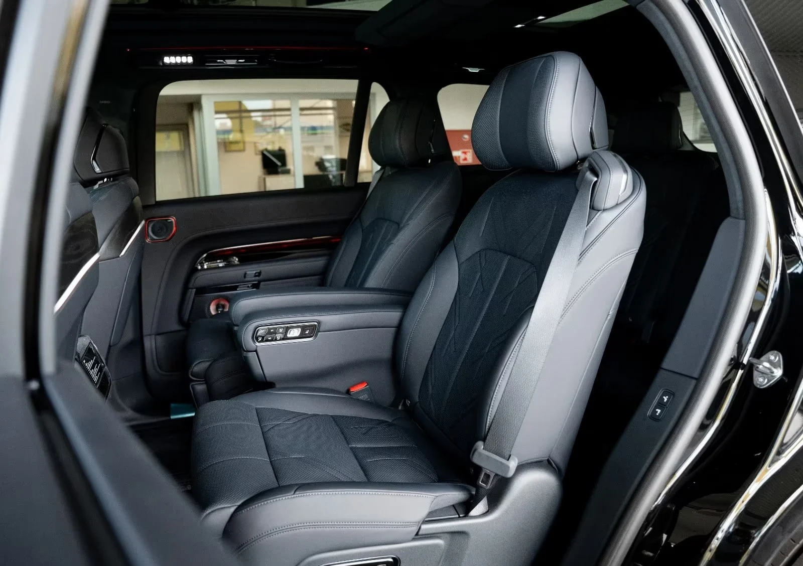 Zeekr Luxury 9X