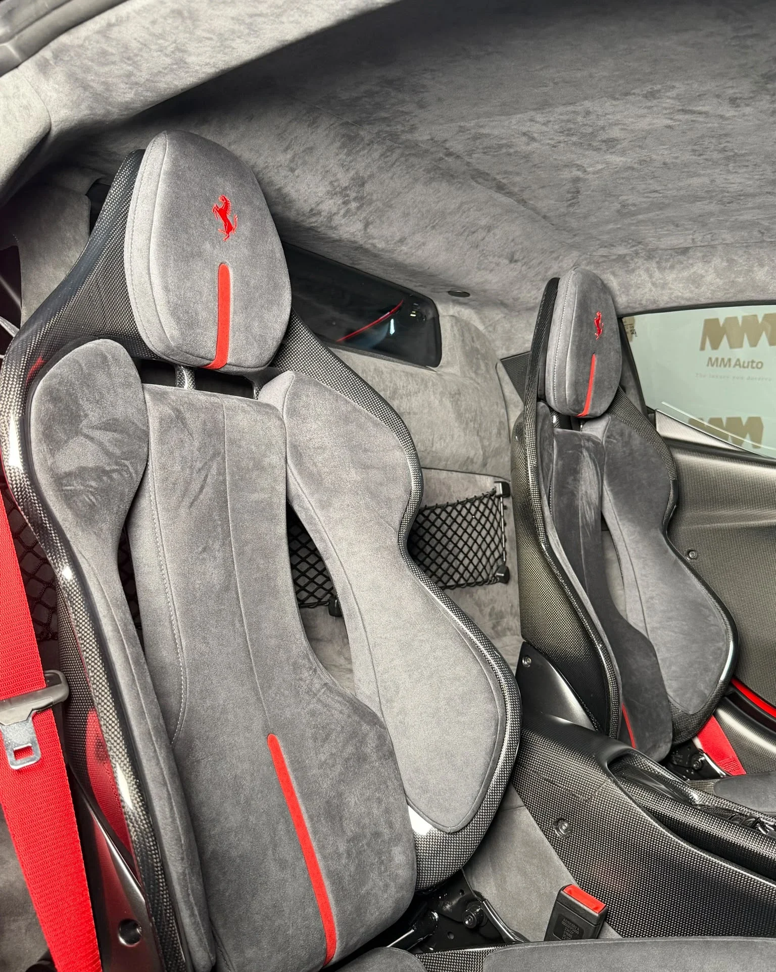 Ferrari 296 Speciale Carbon