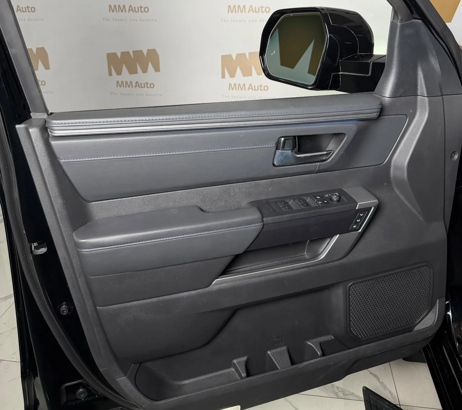 Toyota Sequoia Platinum