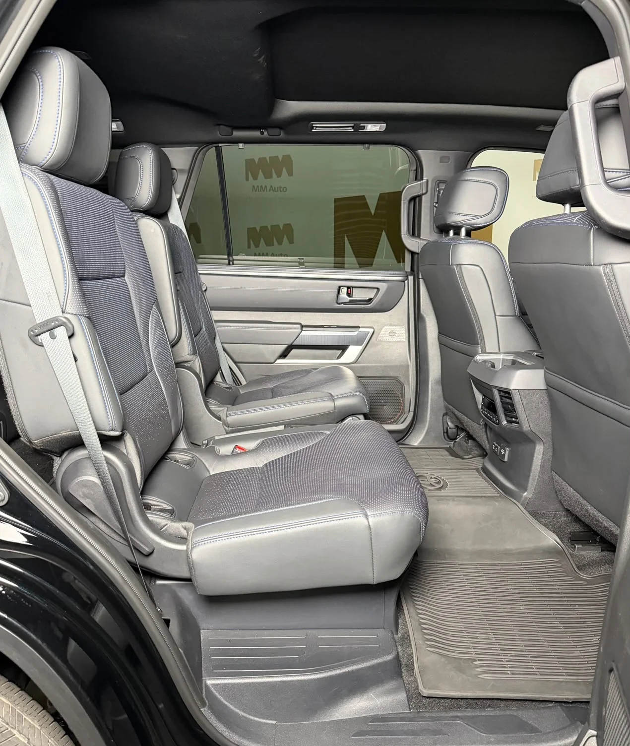 Toyota Sequoia Platinum
